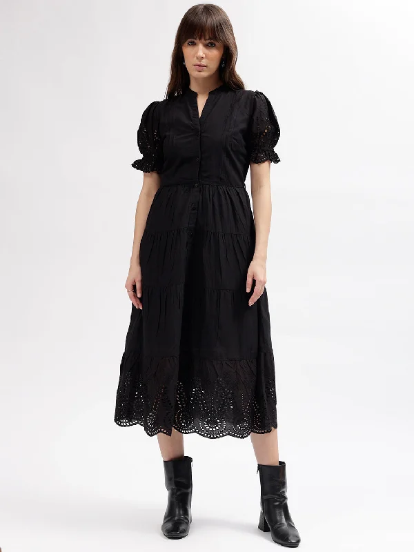 Elle Women Black Embroidered Mandarin Short Sleeves Dress